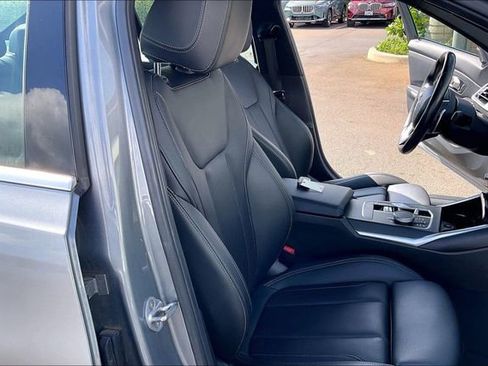 Certified 2024 BMW 330i Sedan RWD image 7