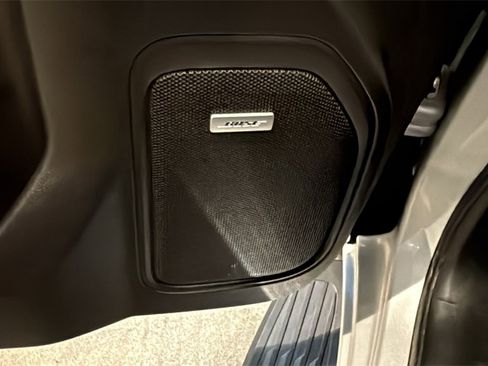 Used 2022 GMC Sierra 1500 SLT w/ SLT Premium Plus Package image 24