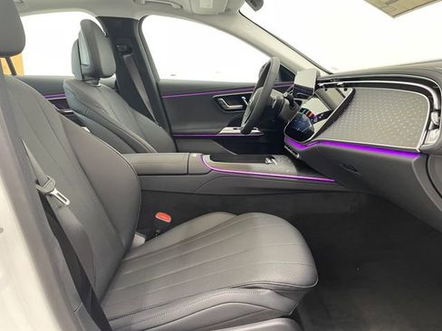 New 2025 Mercedes-Benz E 350 Sedan image 17