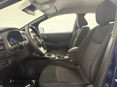 Used 2025 Nissan Leaf S FWD image 14