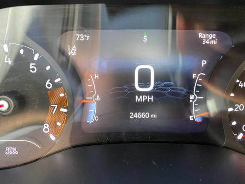 Used 2025 Jeep Compass Limited AWD/4WD image 17