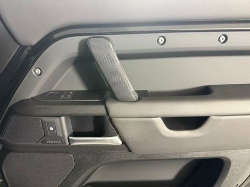 New 2025 Land Rover Defender 130 V8 image 32