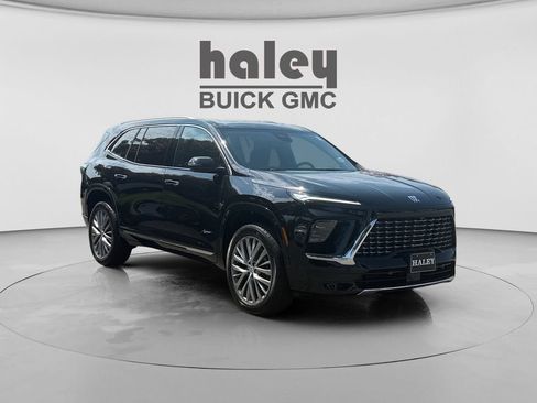 New 2026 Buick Enclave Avenir w/ Super Cruise Package FWD image 7