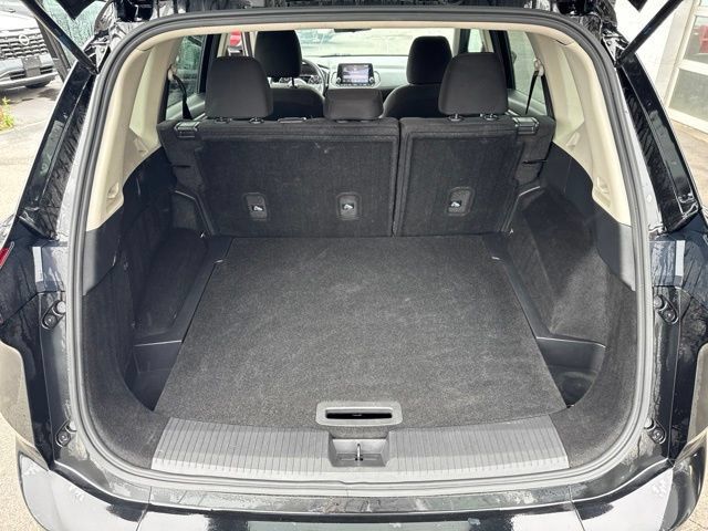 Used 2024 Nissan Rogue S AWD/4WD image 20