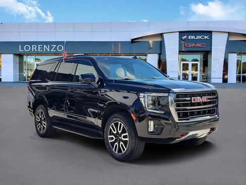 Used 2022 GMC Yukon AT4 w/ Technology Package AWD/4WD image 3