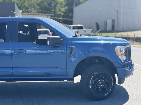 Used 2022 Ford F150 XLT w/ Equipment Group 302A High AWD/4WD image 12