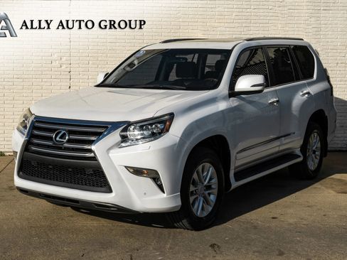 Used 2017 Lexus GX 460 image 1