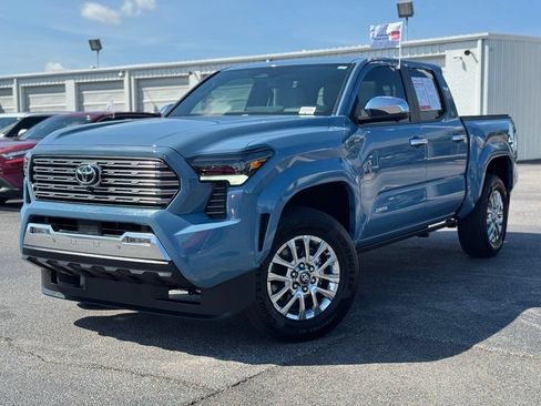 Used 2026 Toyota Tacoma Limited AWD/4WD image 6