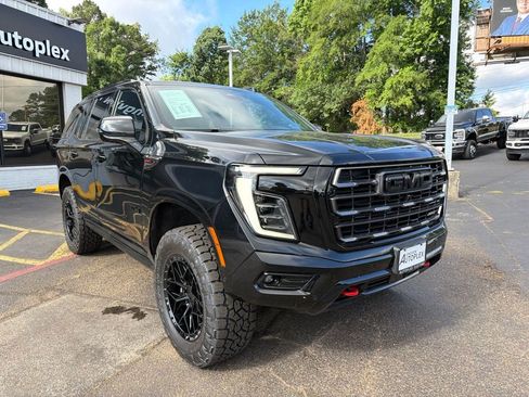 Used 2026 GMC Yukon AT4 Ultimate w/ LPO, Floor Liner Package AWD/4WD image 4