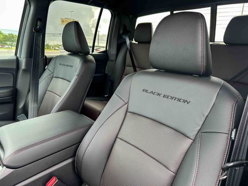New 2026 Honda Ridgeline Black Edition image 11