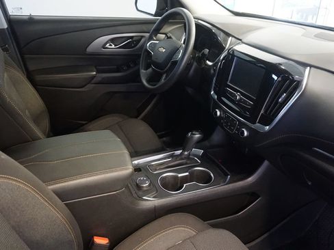 Used 2019 Chevrolet Traverse LS w/ LPO, Floor Liner Package AWD/4WD image 17