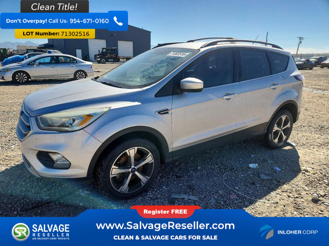 Used 2017 Ford Escape SE w/ Equipment Group 201A AWD/4WD image 1