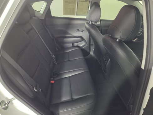 Used 2024 Hyundai Kona SEL FWD image 29
