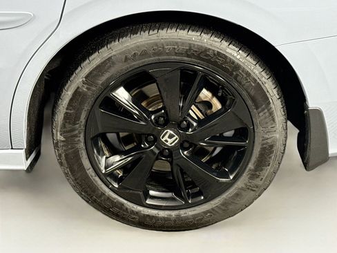 Used 2024 Honda Odyssey Sport image 9