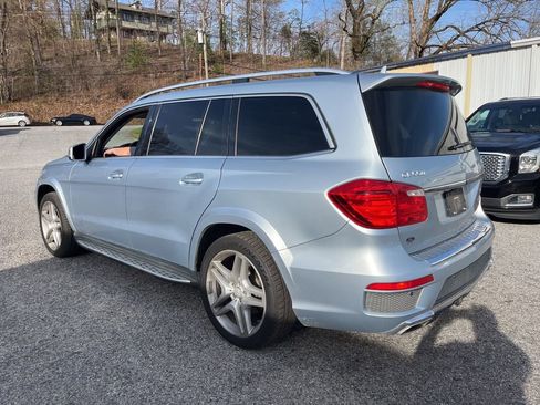 Used 2016 Mercedes-Benz GL 550 4MATIC image 8