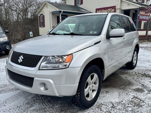 Used 2010 Suzuki Grand Vitara Premium image 1