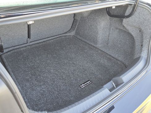 Certified 2023 Volkswagen Jetta SE w/ Panoramic Sunroof Package image 15