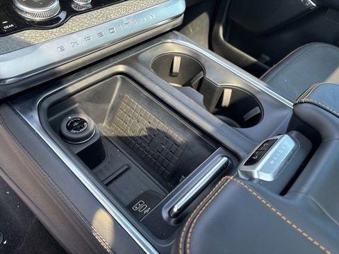 New 2025 Ford Expedition Tremor image 18