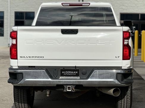 Used 2023 Chevrolet Silverado 2500 LT w/ Convenience Package image 7