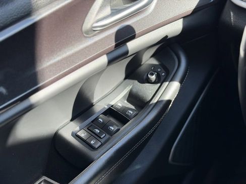 Used 2022 Jeep Grand Cherokee L Laredo image 33