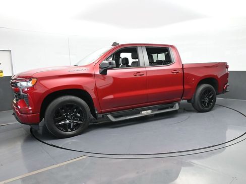 Used 2022 Chevrolet Silverado 1500 RST w/ Convenience Package II image 2