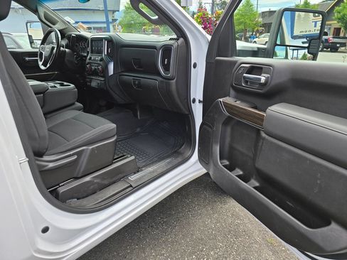 Used 2022 Chevrolet Silverado 2500 LT w/ Convenience Package RWD image 16