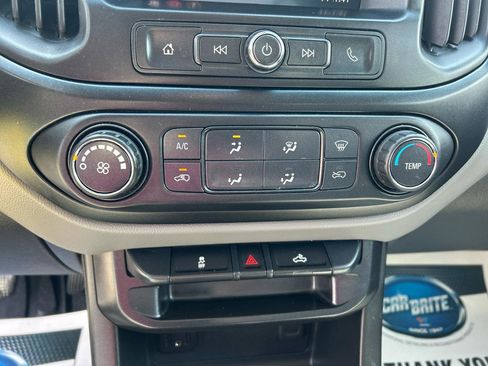 Used 2021 Chevrolet Colorado W/T image 15