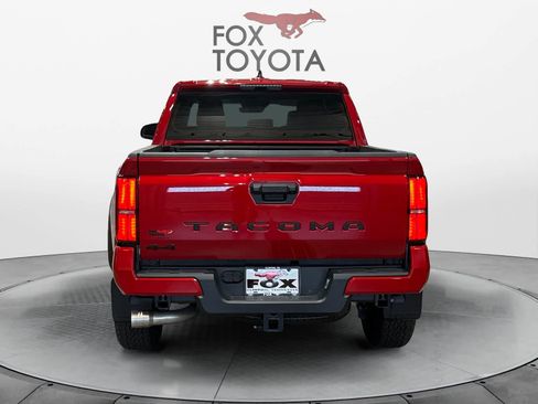 Used 2025 Toyota Tacoma TRD Off-Road AWD/4WD image 5