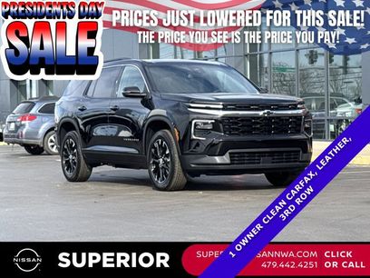 Used 2025 Chevrolet Traverse LT w/ Sun and Wheel Package