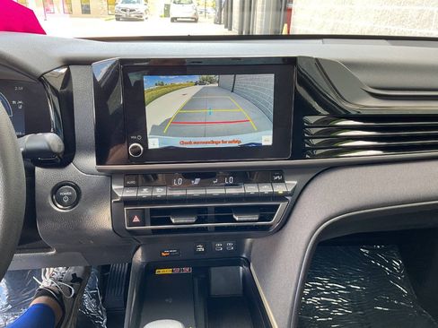 Used 2025 Toyota Camry LE FWD image 26