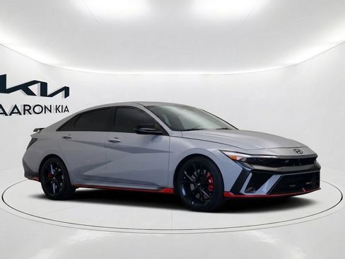 Used 2025 Hyundai Elantra N FWD image 3