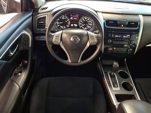 Used 2015 Nissan Altima 2.5 S w/ Power Driver Seat Package FWD image 13
