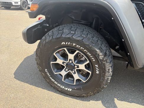 Used 2022 Jeep Wrangler Rubicon w/ Cold Weather Group AWD/4WD image 26