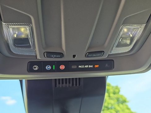 Used 2023 Chevrolet Silverado 1500 LT image 24