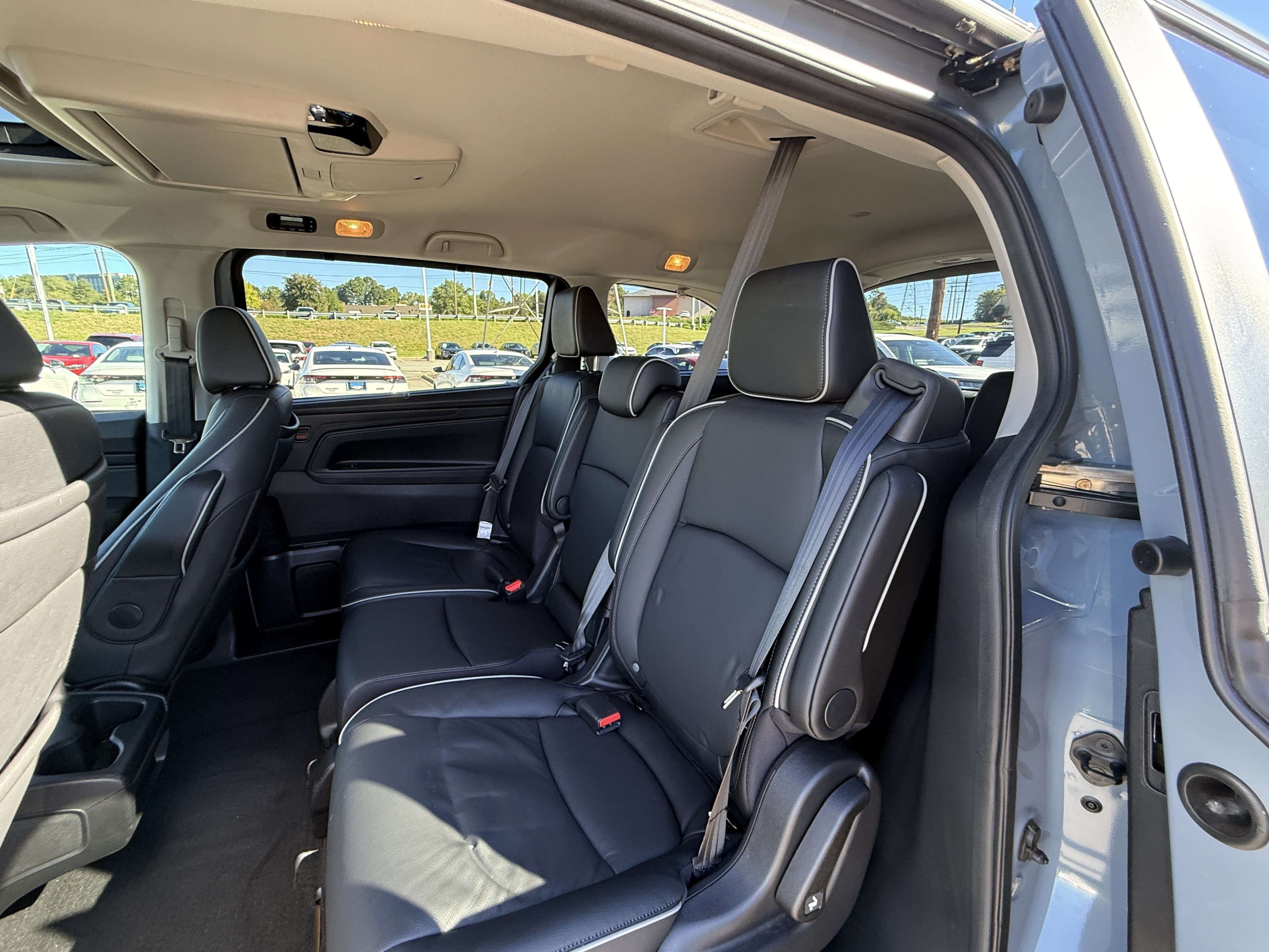 Used 2025 Honda Odyssey Touring image 33