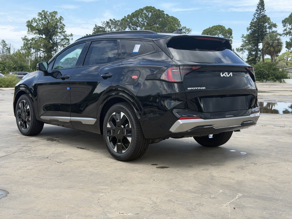 New 2027 Kia Sportage SX FWD image 6