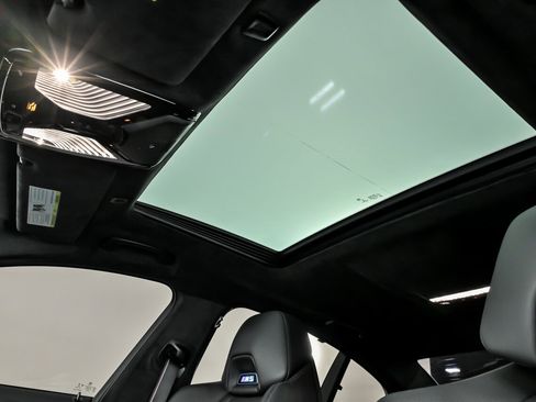 Used 2022 BMW M5 w/ Competition Package image 24