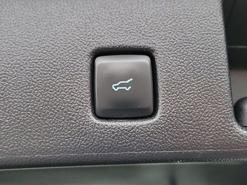 Certified 2022 Ford Escape SE w/ Convenience Package AWD/4WD image 9