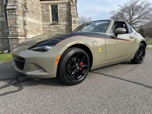 Used 2023 MAZDA MX-5 Miata Grand Touring RWD image 19