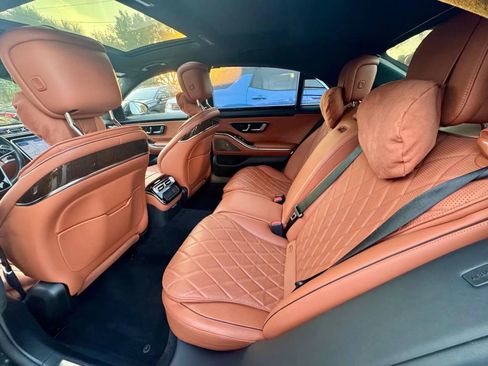Used 2021 Mercedes-Benz S 580 4MATIC Sedan image 17