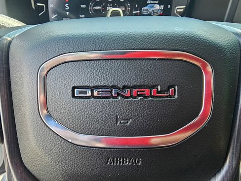 Used 2023 GMC Yukon Denali Ultimate AWD/4WD image 22