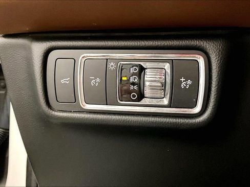 Used 2023 Lincoln Aviator Reserve w/ Equipment Group 201A AWD/4WD image 37
