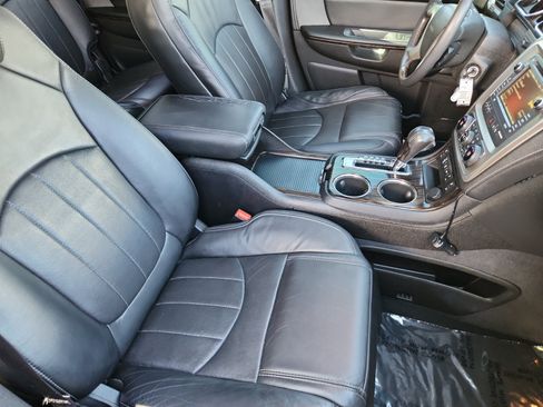 Used 2014 GMC Acadia Denali AWD/4WD image 16