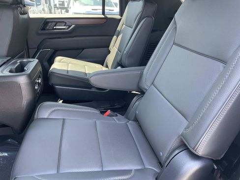 New 2026 GMC Yukon XL Denali w/ Advanced Technology Package AWD/4WD image 22