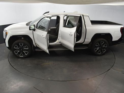 New 2025 GMC Sierra EV Denali image 56