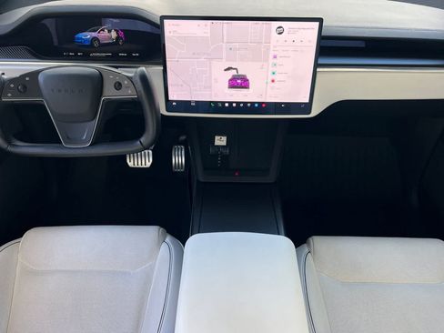 Used 2022 Tesla Model X Plaid AWD/4WD image 4