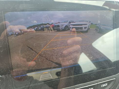 Used 2020 Chevrolet Malibu LT FWD image 26