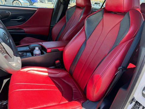 Used 2019 Lexus ES 350 F Sport w/ Accessory Package FWD image 16