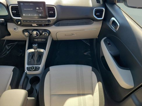 New 2026 Hyundai Venue SEL image 10
