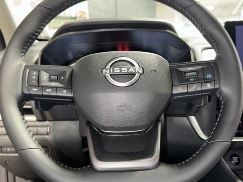 New 2026 Nissan Rogue SV AWD/4WD image 18